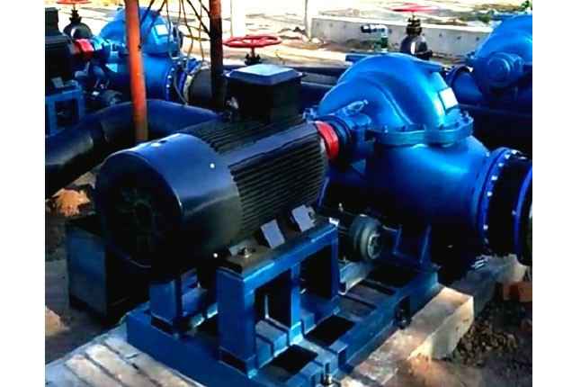 银川博宇文化艺术研究有限公司3台500mm口径双吸泵沈阳康平卧龙湖正在安装